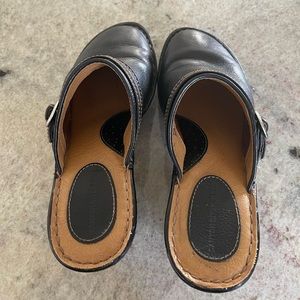 Canyon River Blues -Black Clogs